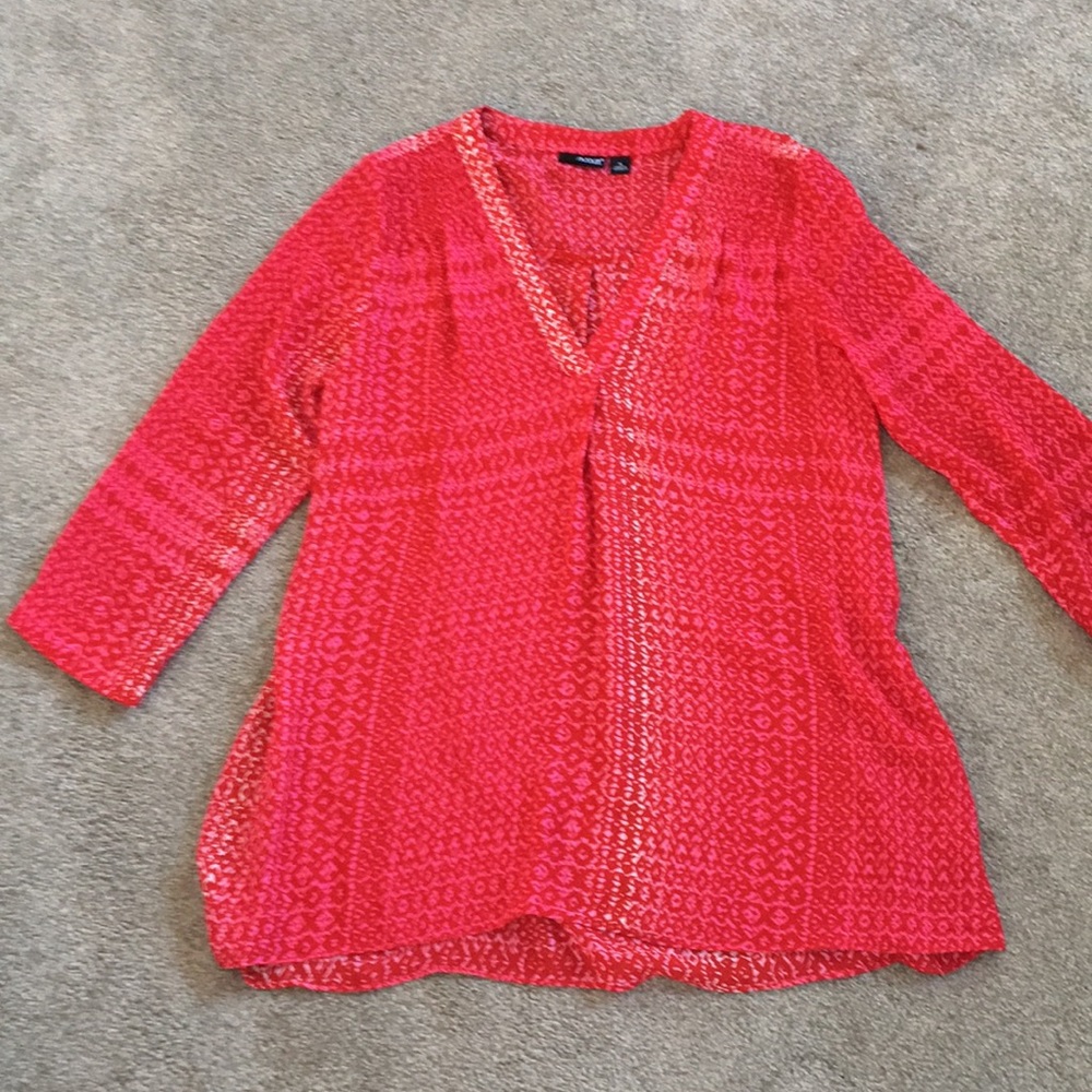 Women’s blouse